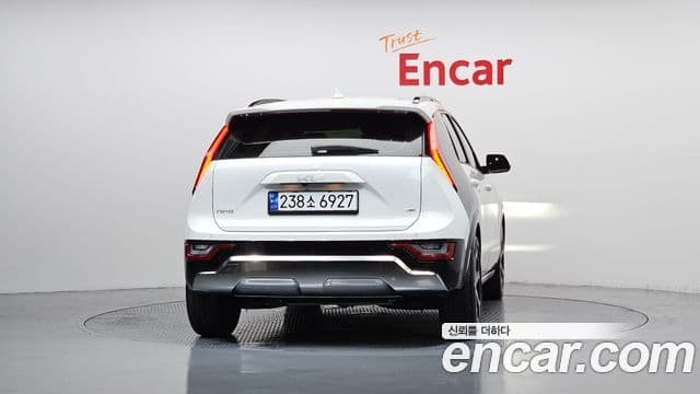 Kia Niro 2022 — Şəkil 3/20