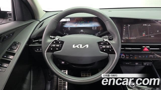 Kia Niro 2022 — Şəkil 13/20