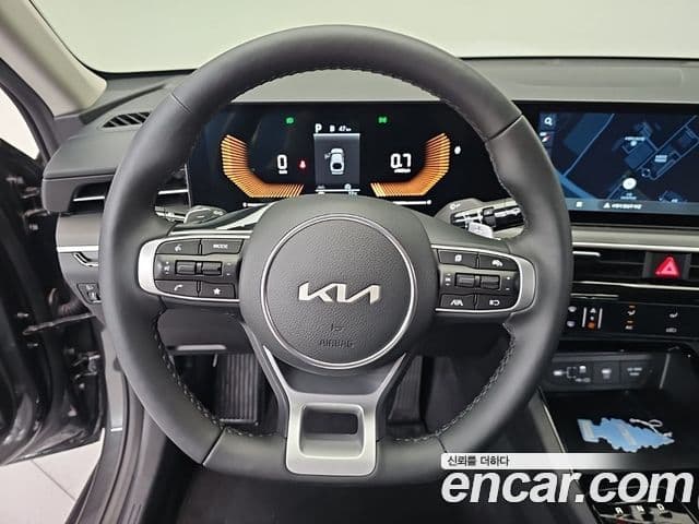 Kia K5 2025 — Şəkil 11/20