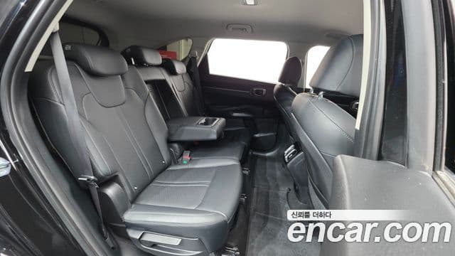 Kia Sorento 2023 — ფოტო 17/20