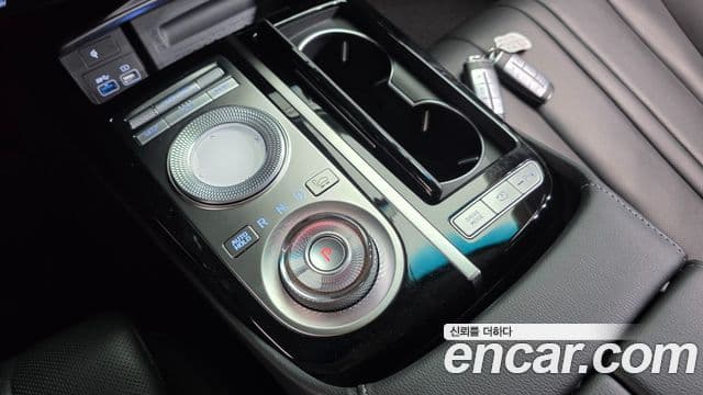 Genesis Electrified G80 2020 — ფოტო 7/20
