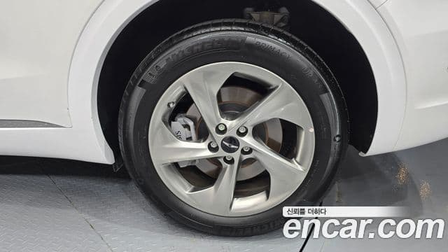 Genesis GV70 2024 — Photo 16/30
