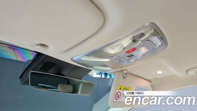 Genesis GV70 2024 — Photo 14/30