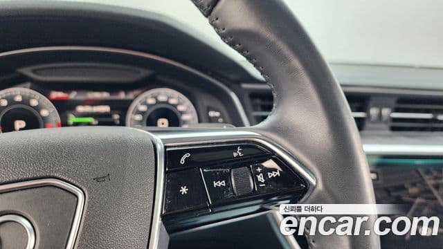 Audi A6 2019 — Фото 16/20