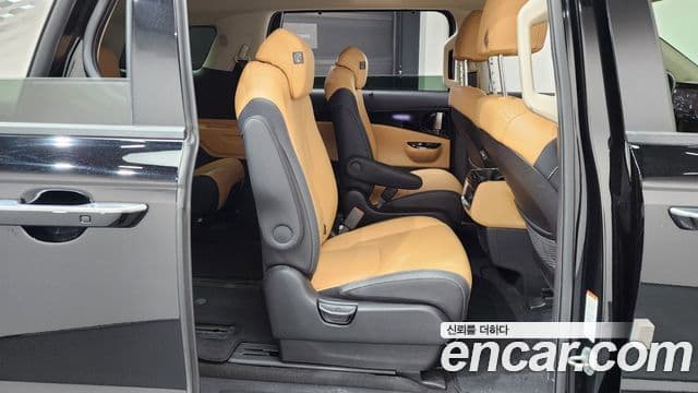 Kia Carnival 2022 — Şəkil 11/20