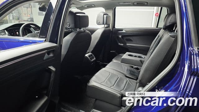 Volkswagen Tiguan Allspace 2022 — Şəkil 11/20