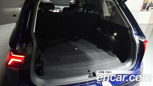 Volkswagen Tiguan Allspace 2022 — Şəkil 19/20