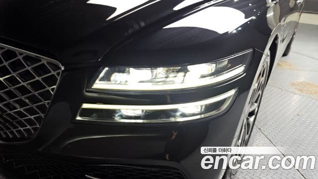 Genesis G80 2022 — Şəkil 24/31