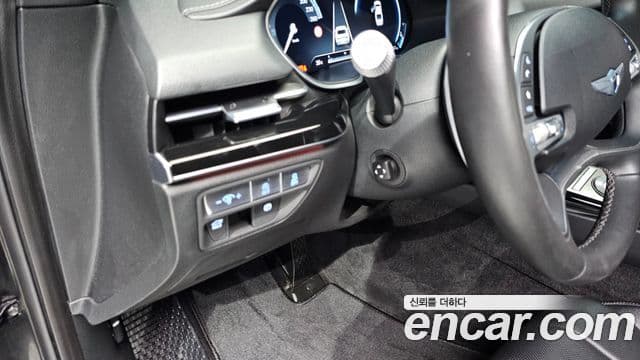 Genesis G80 2022 — Şəkil 16/31