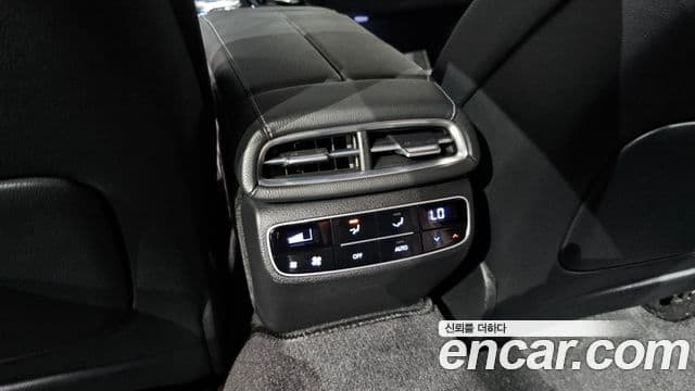 Genesis G80 2022 — Şəkil 10/31