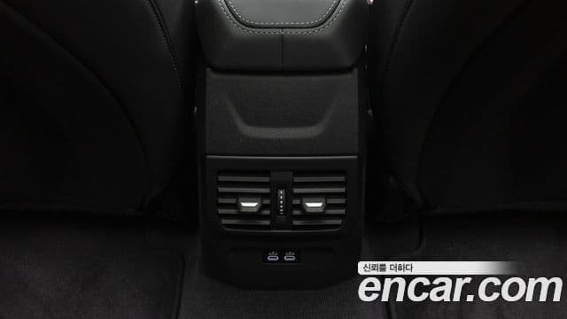 BMW 1 Series 2025 — Şəkil 19/20