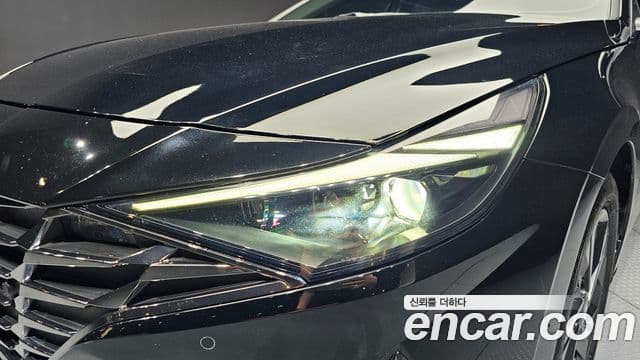 Hyundai The New Avante Hybrid 2021 — ფოტო 18/33