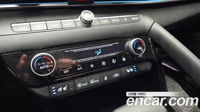 Hyundai The New Avante Hybrid 2021 — ფოტო 31/33