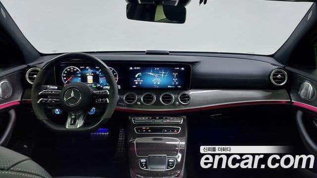 Mercedes-Benz E-Class 2021 — Фото 6/20