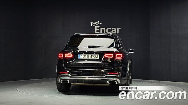 Mercedes-Benz GLC-Class 2022 — Şəkil 3/20