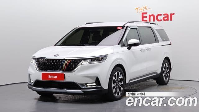 Kia Carnival 2021 — Фото 1/20