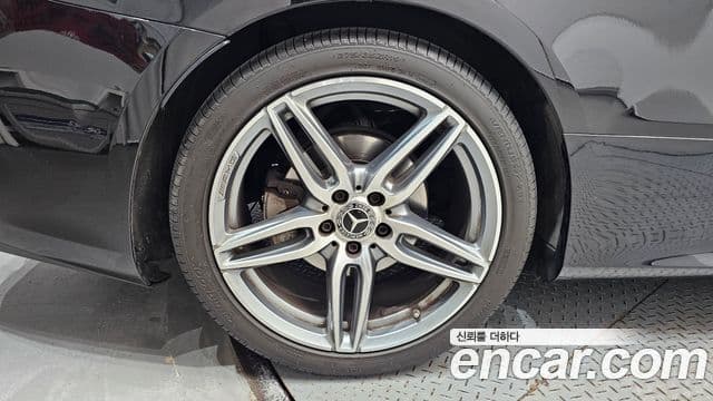 Mercedes-Benz E-Class 2018 — Şəkil 5/20