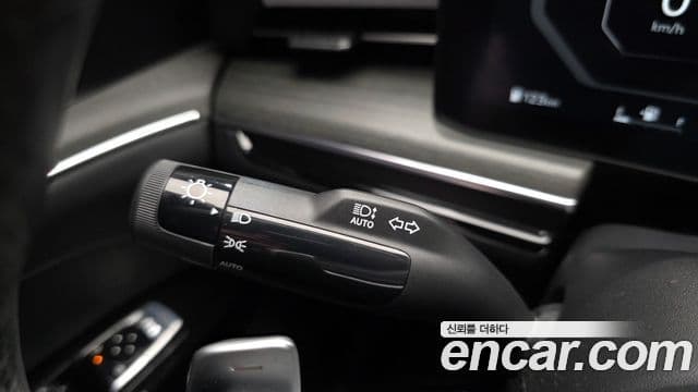 Kia K5 2024 — ფოტო 19/20