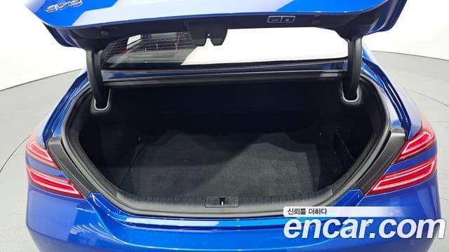 Genesis G70 2021 — ფოტო 20/20