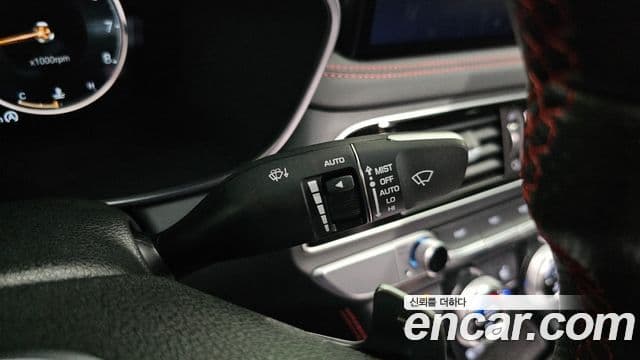 Genesis G70 2021 — Photo 27/33