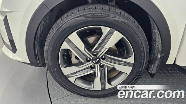 Kia Sorento 2021 — ფოტო 5/20