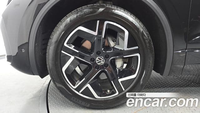Volkswagen Touareg 2025 — Şəkil 5/20