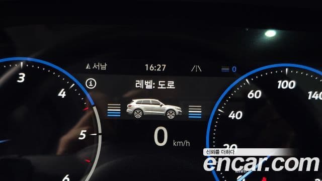 Volkswagen Touareg 2025 — Şəkil 18/20