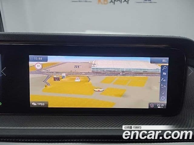 Mercedes-Benz G-Class 2022 — Şəkil 15/19