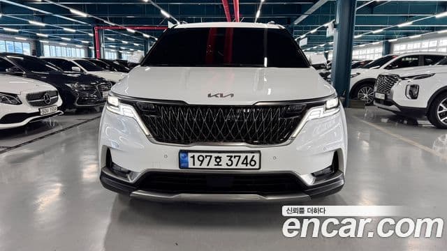 Kia Carnival 2022 — Фото 3/20