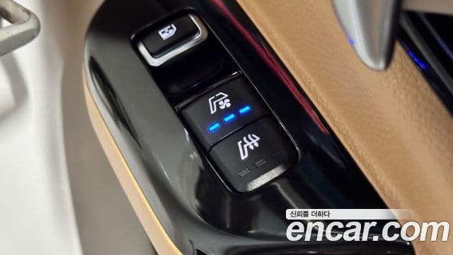 Kia Carnival 2022 — Фото 18/20