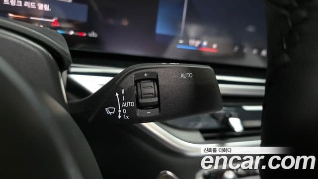 BMW X6 2025 — Photo 16/37