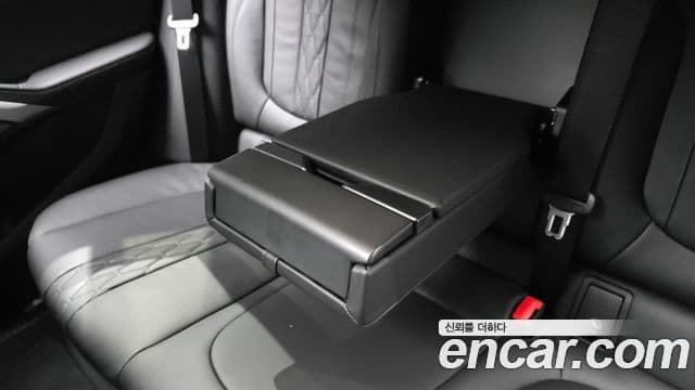 BMW X6 2025 — Photo 22/37