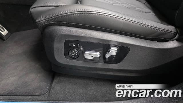 BMW X6 2025 — Photo 25/37