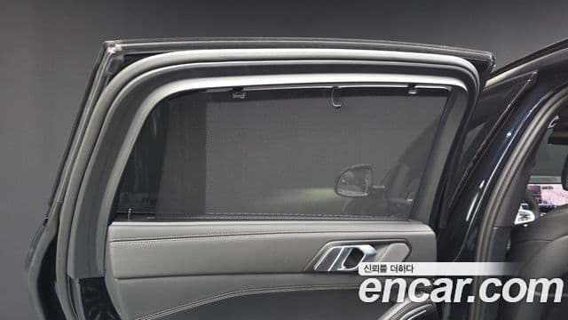 BMW X6 2025 — Photo 37/37