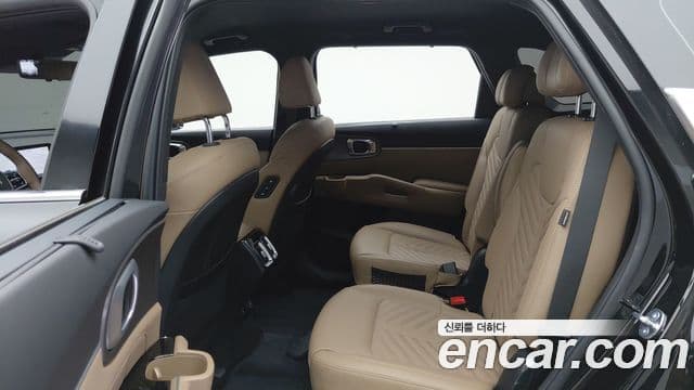 Kia Sorento 2025 — ფოტო 16/20
