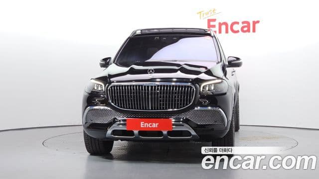 Mercedes-Benz GLS-Class 2023 — Photo 26/34