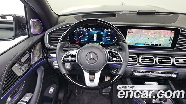 Mercedes-Benz GLS-Class 2023 — Photo 19/34