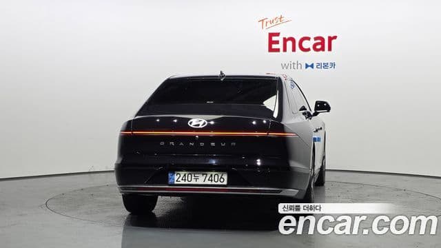 Hyundai Grandeur 2022 — ფოტო 4/20