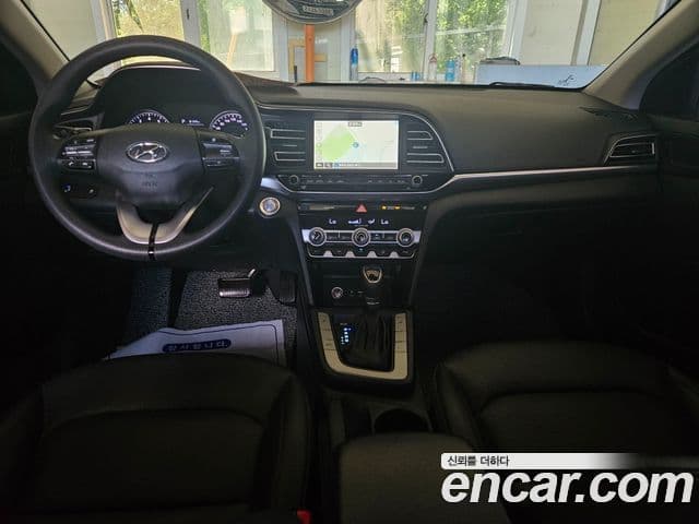 Kia K5 2023 — Şəkil 13/16