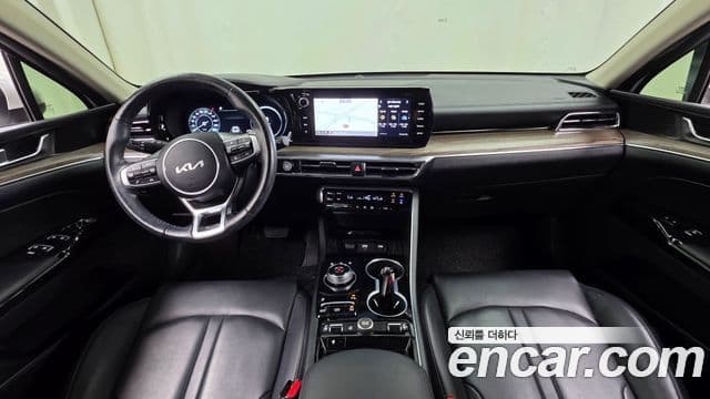 Kia K5 2022 — ფოტო 6/20