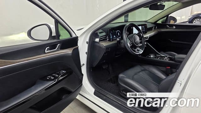 Kia K5 2022 — ფოტო 9/20