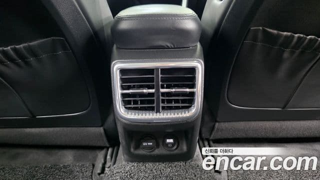 Kia K5 2022 — ფოტო 19/20
