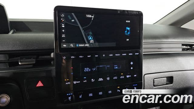 Hyundai Staria 2021 — ფოტო 16/20