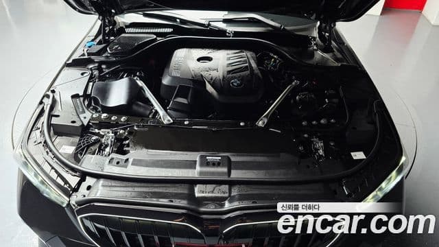BMW 5 Series 2025 — ფოტო 6/20