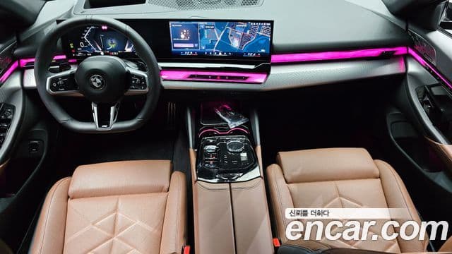 BMW 5 Series 2025 — ფოტო 7/20