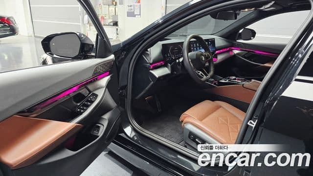 BMW 5 Series 2025 — ფოტო 10/20