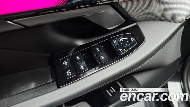 BMW 5 Series 2025 — ფოტო 15/20