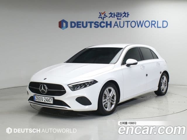 Mercedes-Benz A-Class 2024 — Фото 1/20