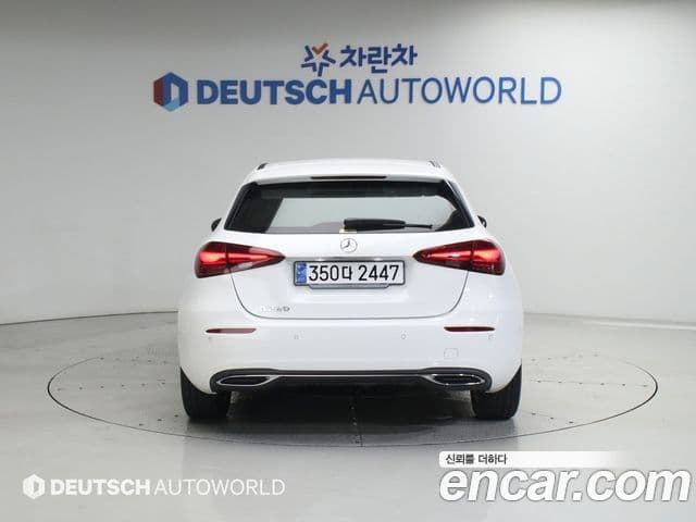 Mercedes-Benz A-Class 2024 — Фото 4/20