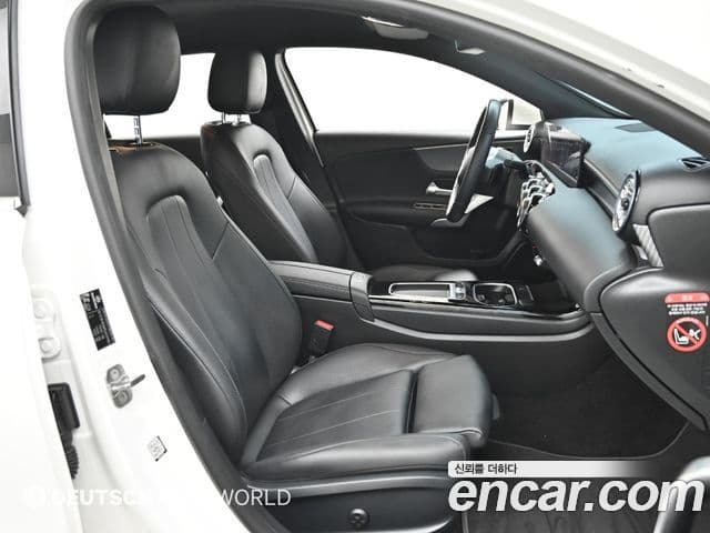Mercedes-Benz A-Class 2024 — Фото 9/20